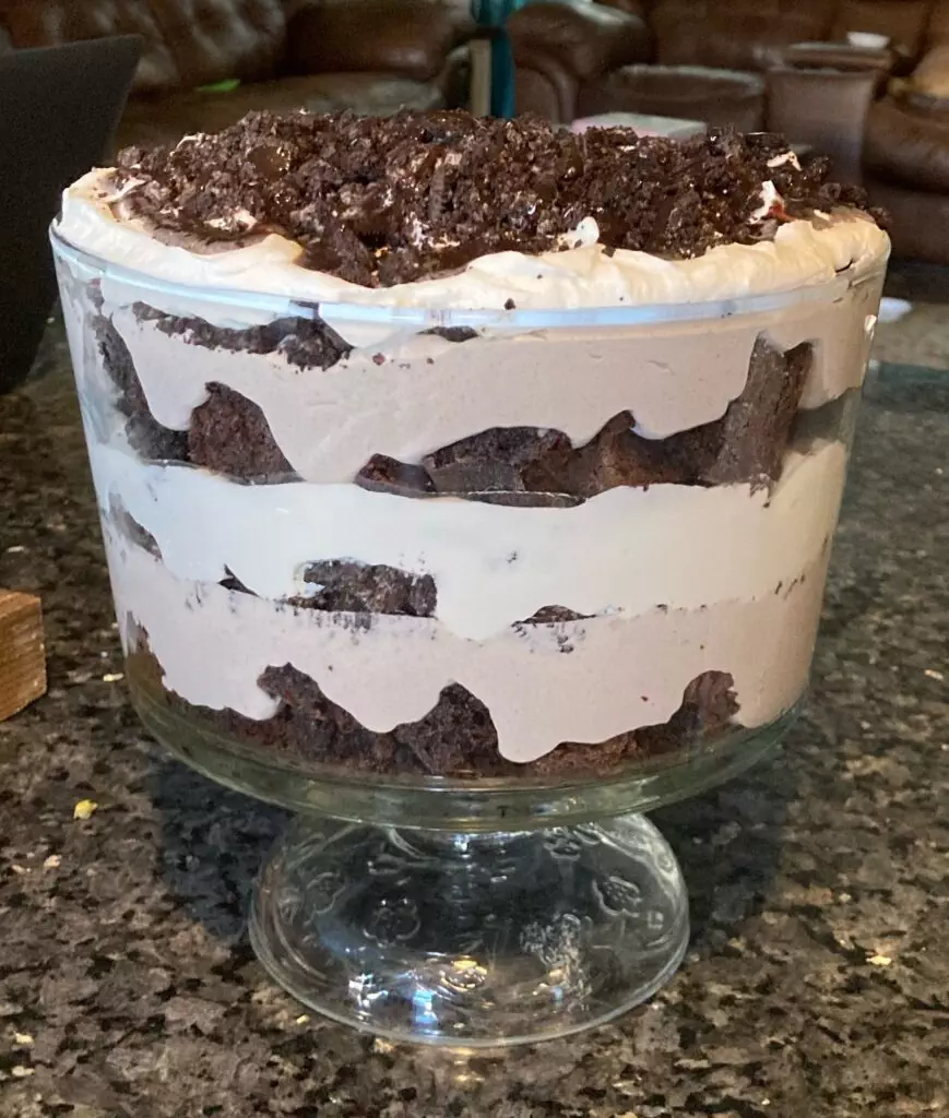 mint chocolate trifle, side view