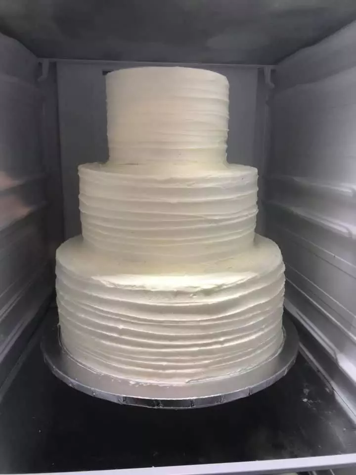 DIY Wedding Cake