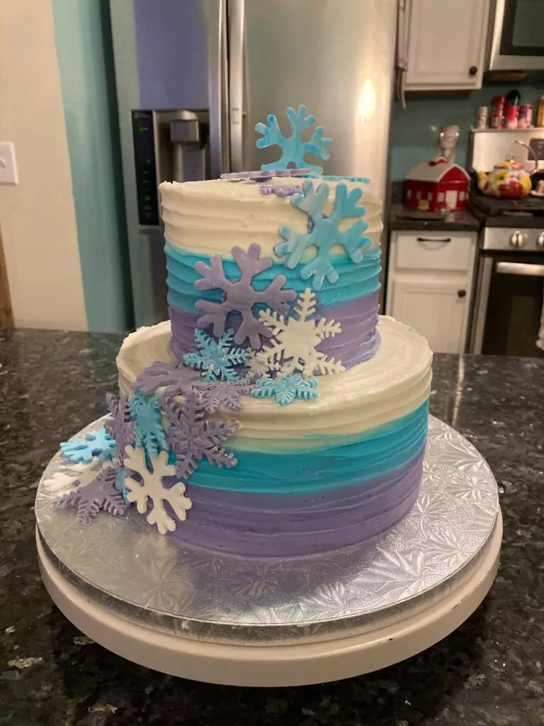 winter snowflake cake