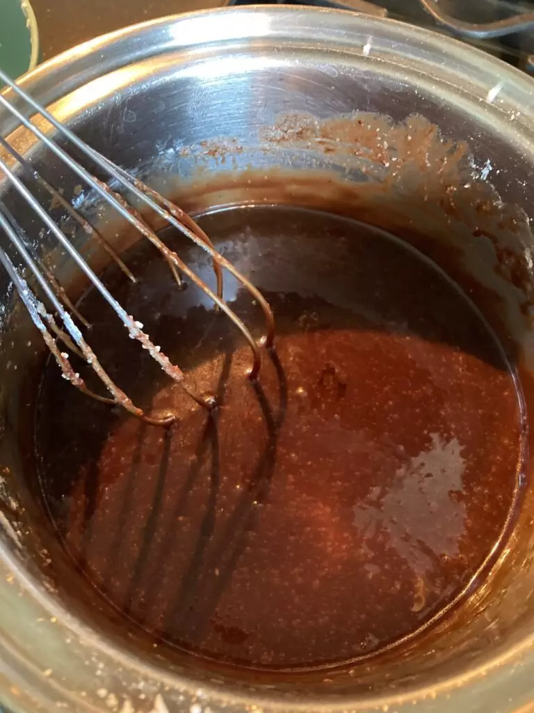 chocolate frosting