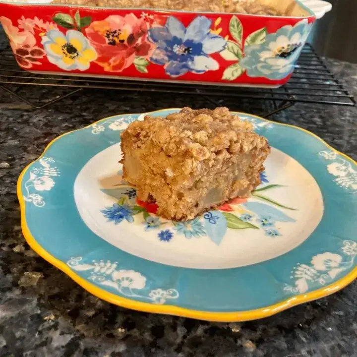 Apple Pie Coffee Cake