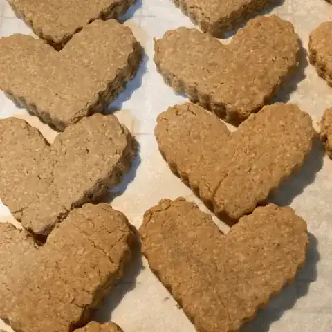 Easy Peanut Butter Dog Treats