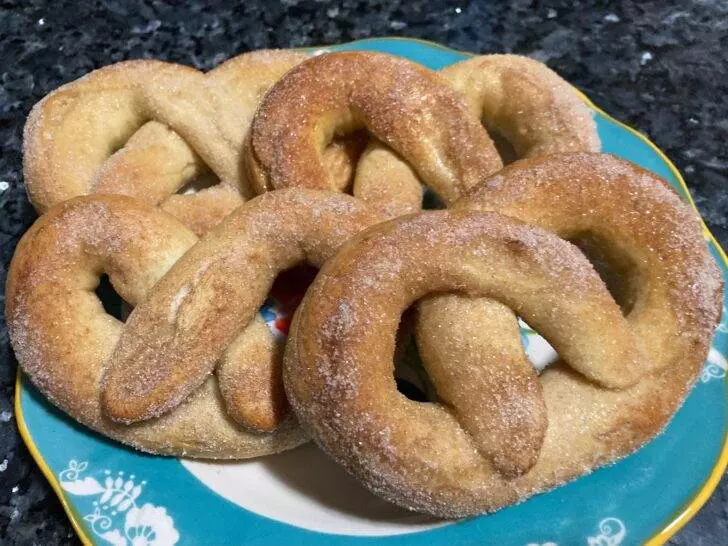 Bavarian Pretzels from Out of the Box Baking.com