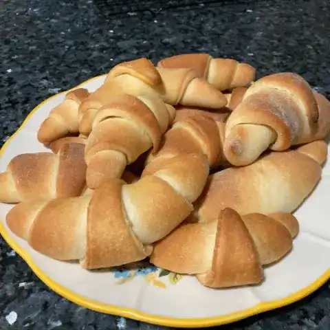 Flaky Crescent Rolls