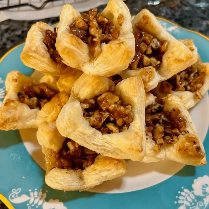 Puff Pastry Baklava Bites