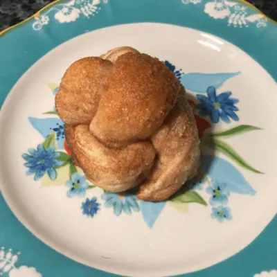 Delicious Cinnamon Sugar Knots