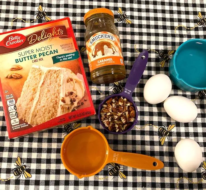 cake mix, caramel, eggs, pecans, water, and oil