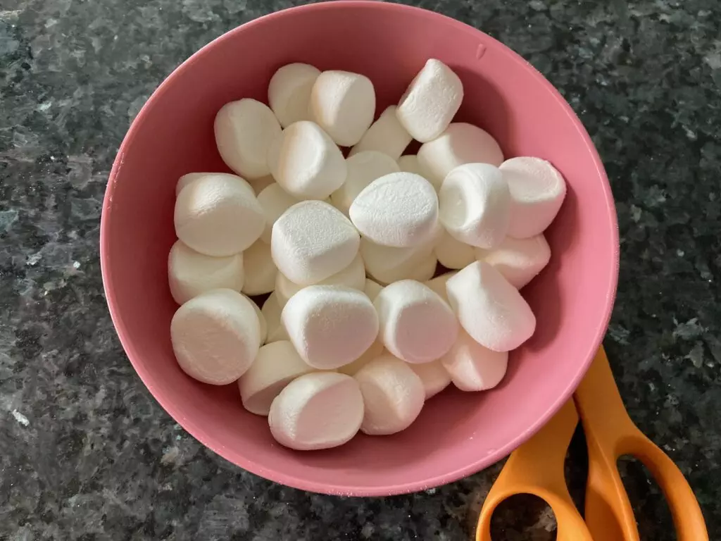marshmallows for s'mores kiss cookies