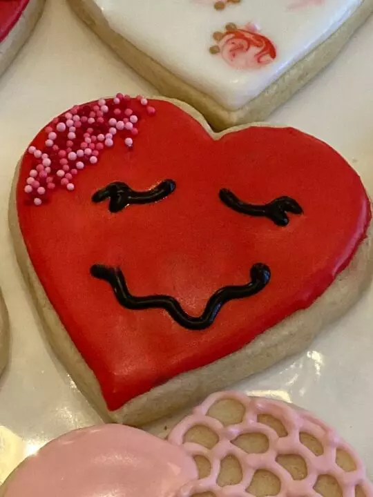 Valentines Cookies from outoftheboxbaking.com