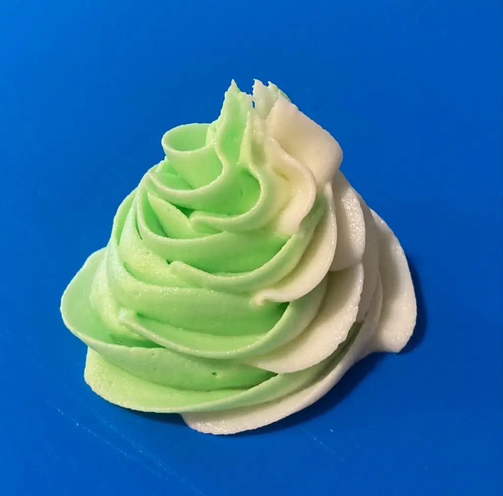 7 Popular Cupcake Decorating Techniques Using Wilton Tips from Out of the Box Baking.com