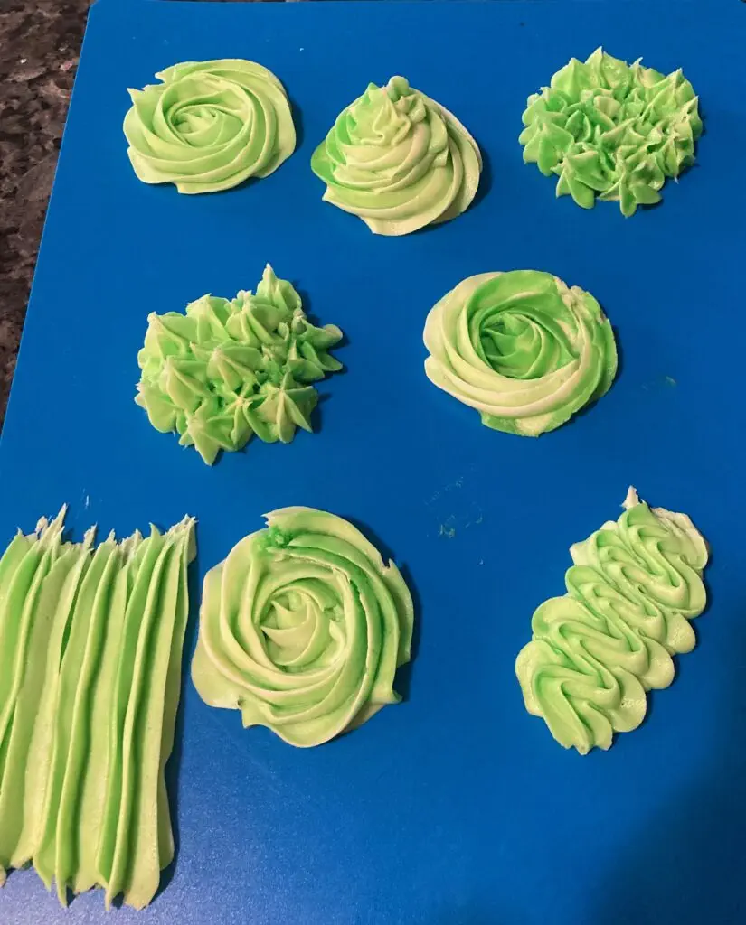 7 Popular Cupcake Decorating Techniques Using Wilton Tips from Out of the Box Baking.com