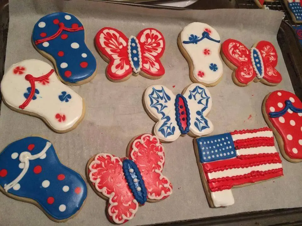4th of July Sweet Treats from www.outoftheboxbaking.com