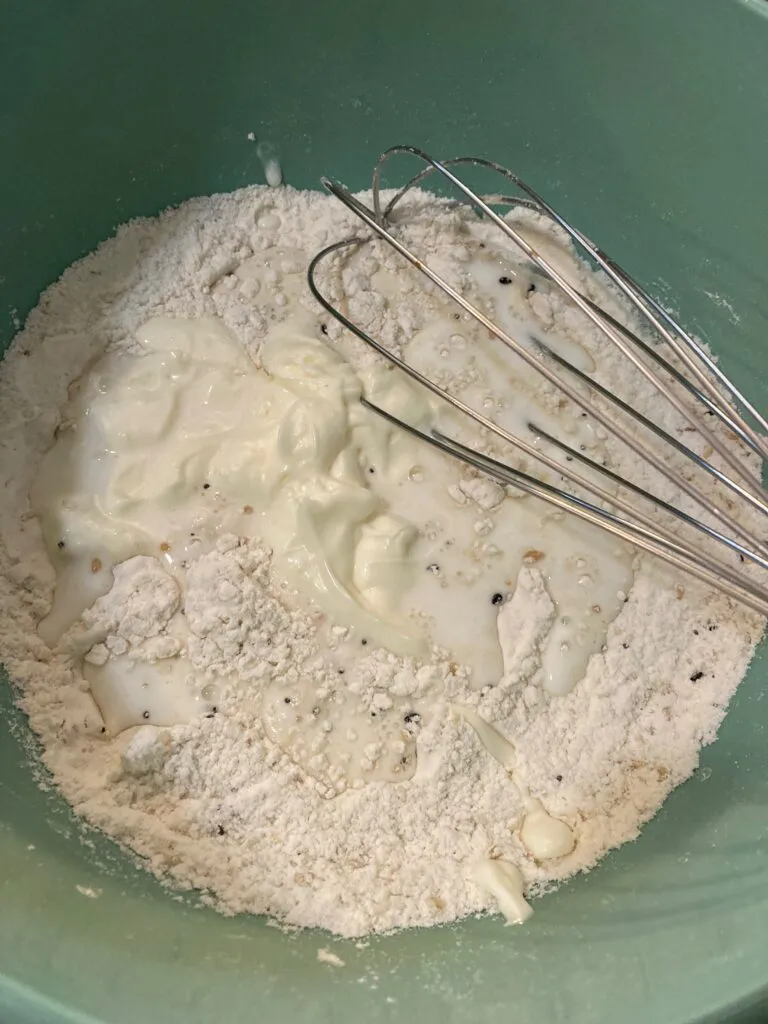 Copycat Red Lobster Cheddar Bay Biscuits (without Bisquick) from Out of the Box Baking.com
