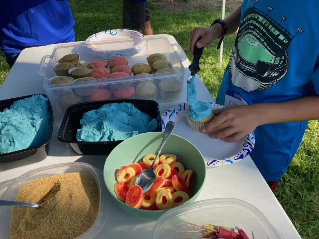 Baking with Kids (tips from Out of the Box Baking)