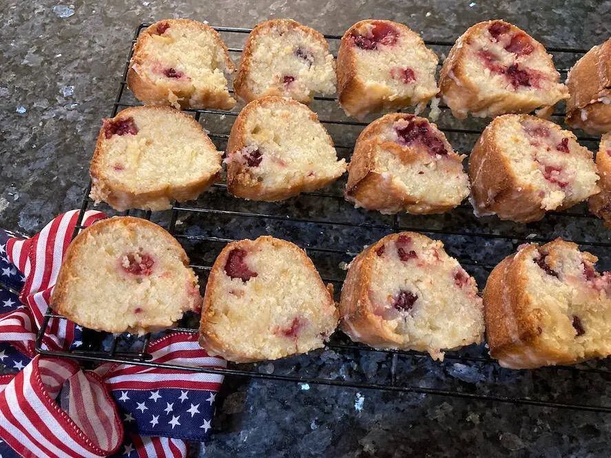 pineapple pound cake slices (with berries)