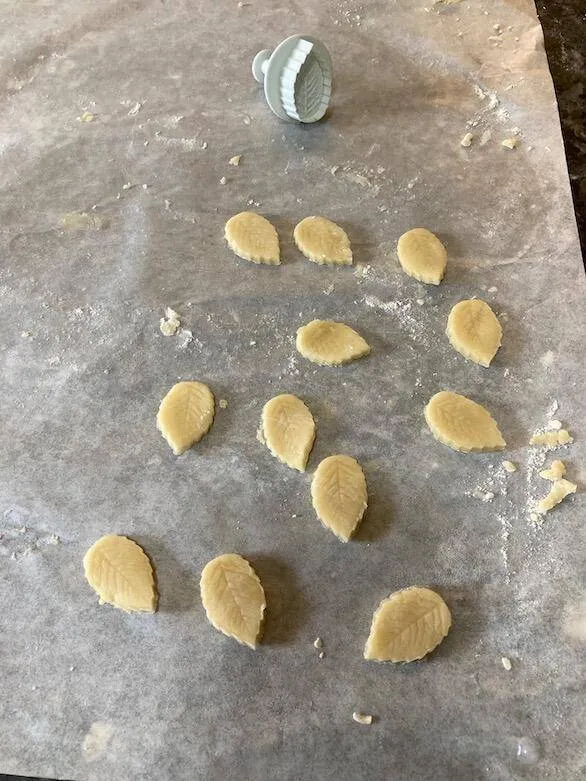 Easy Apple Pie with Homemade Crust from Out of the Box Baking.com