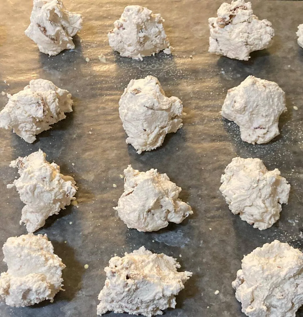 Old-Fashioned Divinity from Out of the Box Baking.com