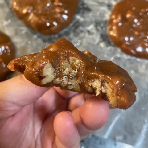 Homemade Caramel Pecan Pralines