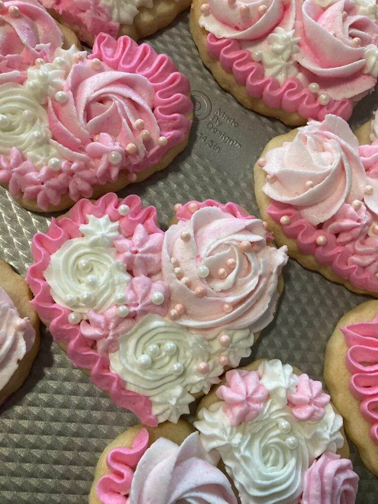 How to decorate Valentine Heart Cookies from Out of the Box Baking.com
