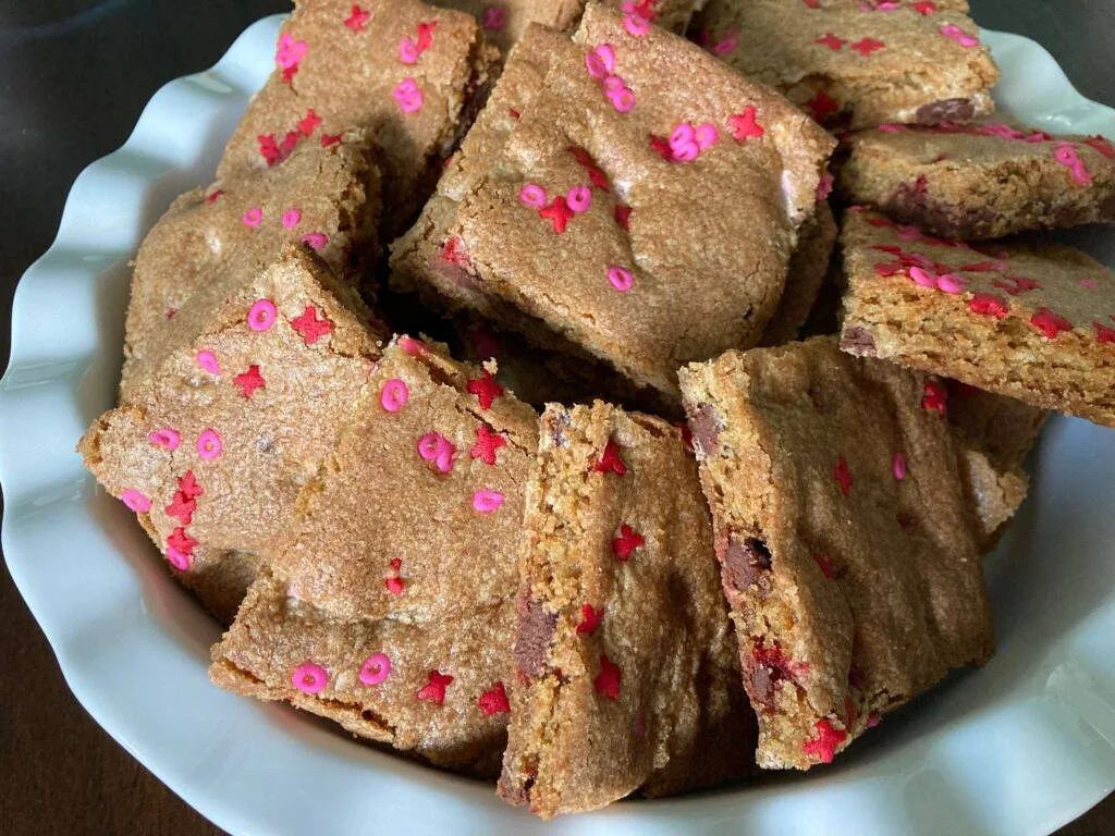 Valentine Cookie Bars from Out of the Box Baking.com