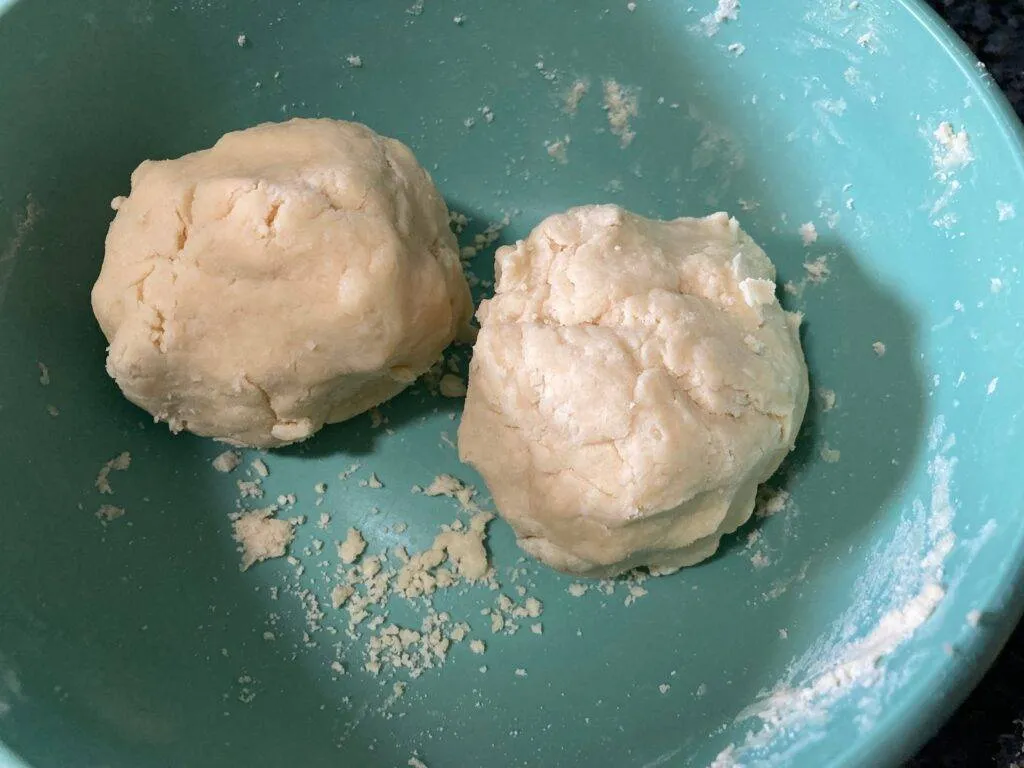 Simple Pie Crust from Scratch from Out of the Box Baking.com