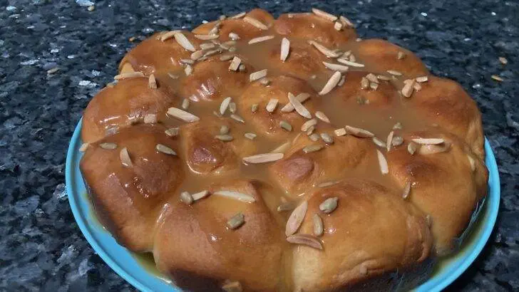 Easy Honeycomb Buns from Out of the Box Baking.com