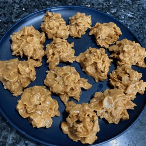 Old-Fashioned Cornflake Candy